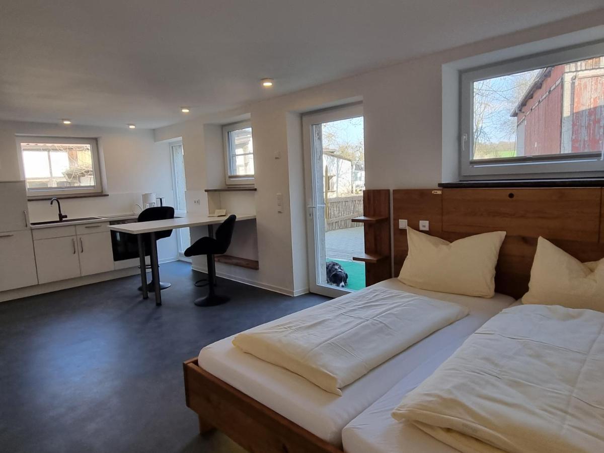 شقة Urlaubsreiterhof Trunk Igersheim المظهر الخارجي الصورة