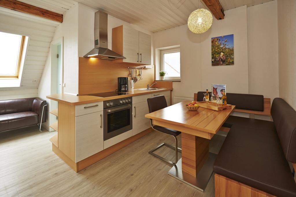 شقة Urlaubsreiterhof Trunk Igersheim الغرفة الصورة