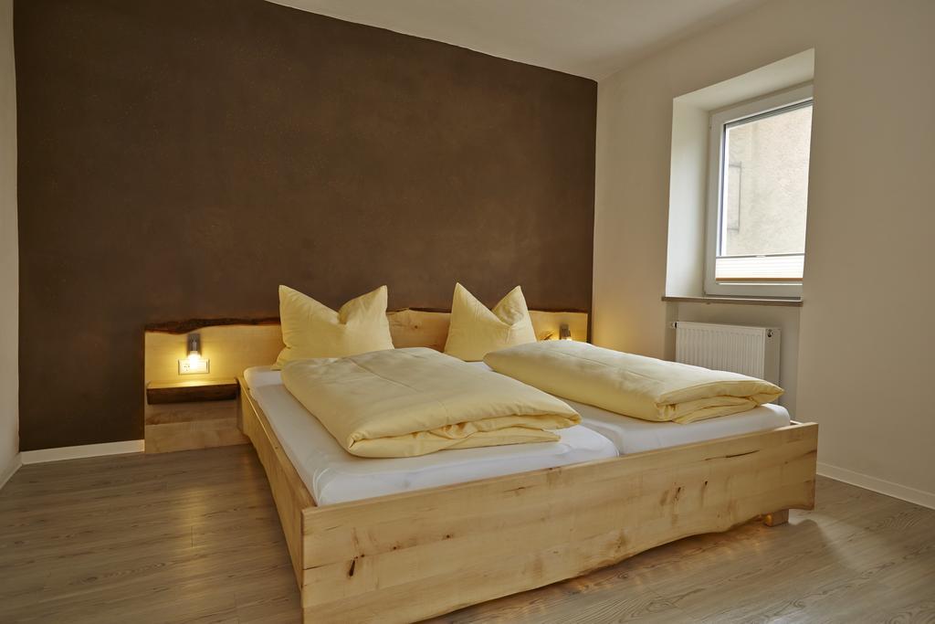 شقة Urlaubsreiterhof Trunk Igersheim الغرفة الصورة