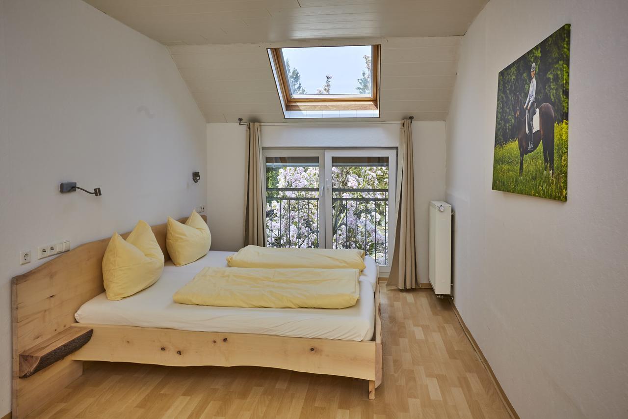 شقة Urlaubsreiterhof Trunk Igersheim المظهر الخارجي الصورة